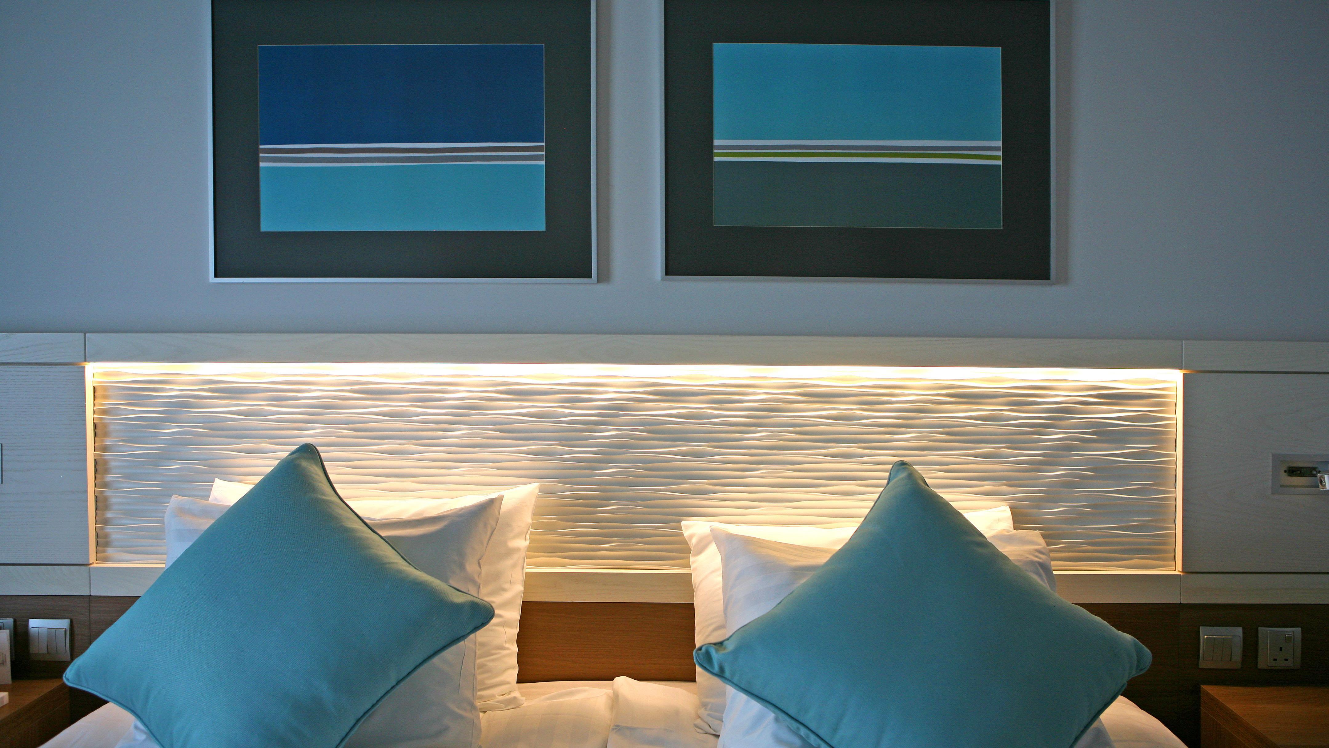 คราวน์ พลาซา ลิมาสซอล ลิมาสโซล Hotel ลิมาซอล ภายนอก รูปภาพ