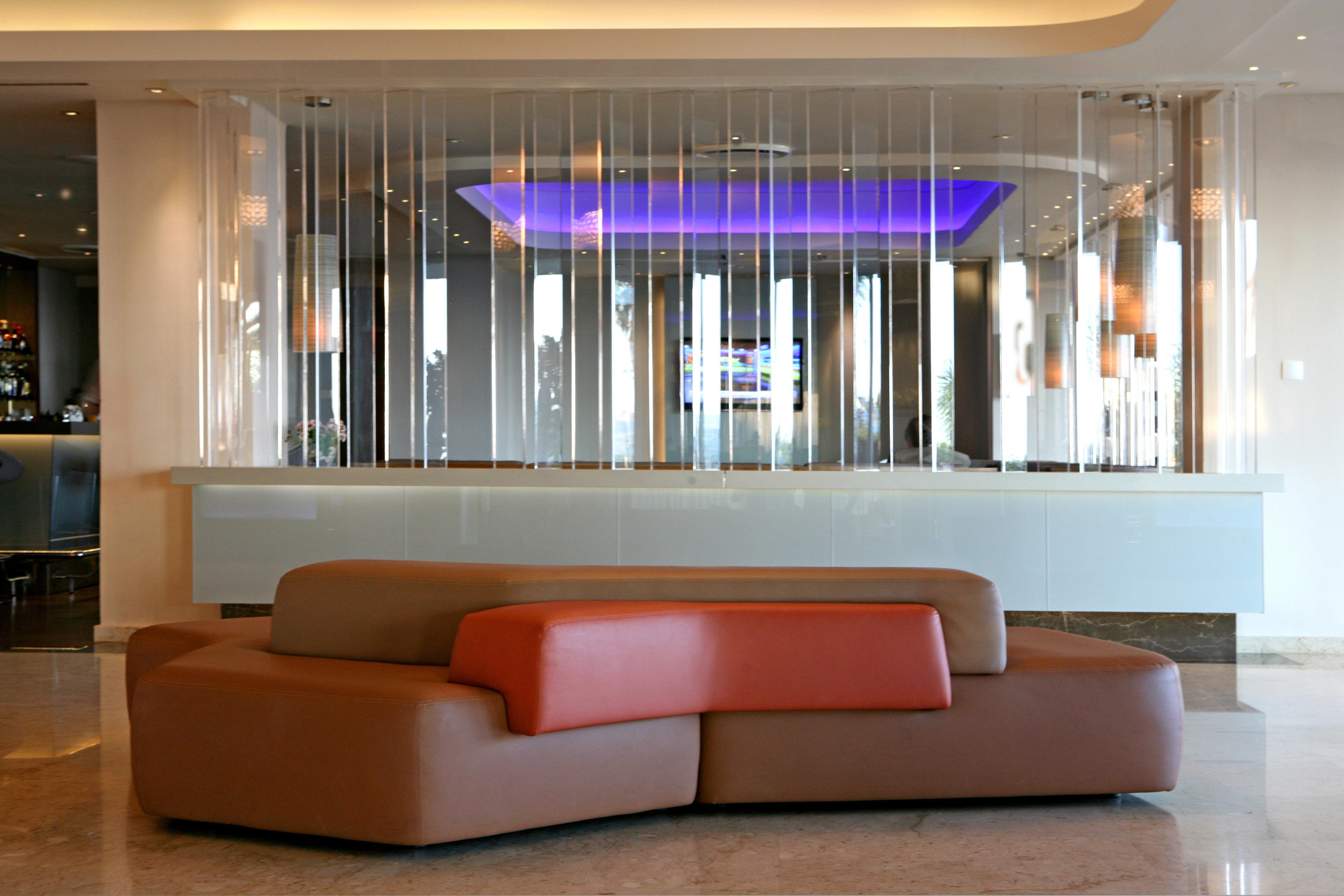คราวน์ พลาซา ลิมาสซอล ลิมาสโซล Hotel ลิมาซอล ภายนอก รูปภาพ
